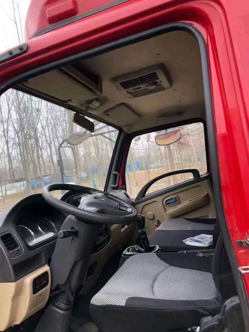 北京21年飞碟汽车奥驰4