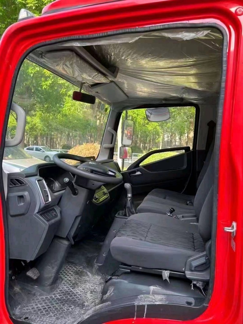 北京19年跃进轻卡4