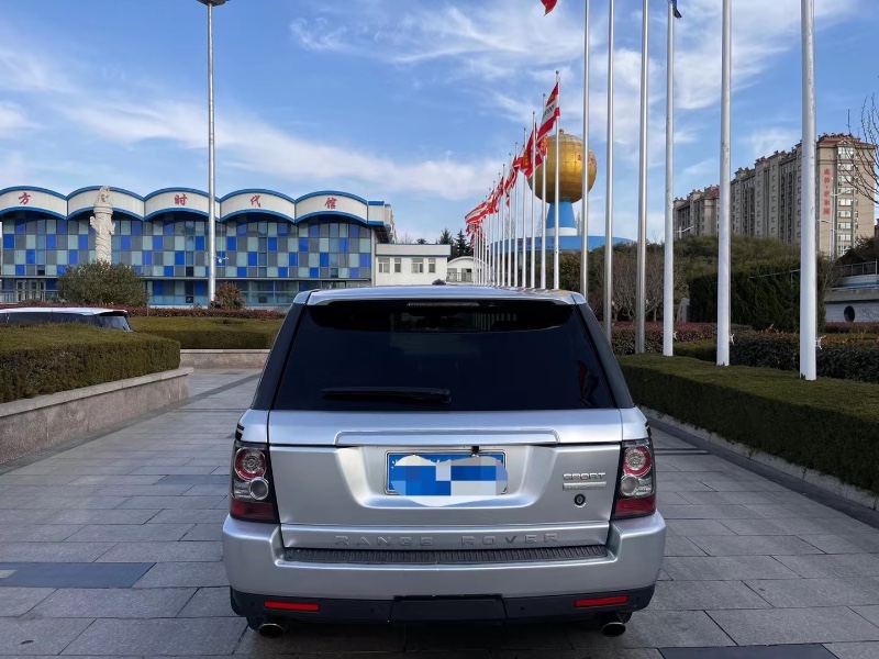 烟台11年路虎揽胜运动9