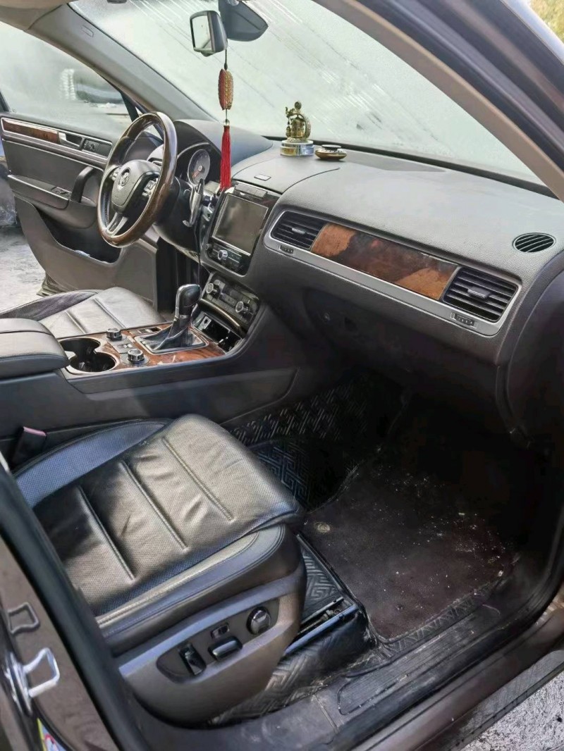 淮南13年大众途锐2