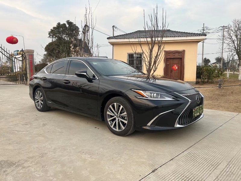 徐州19年雷克萨斯ES7