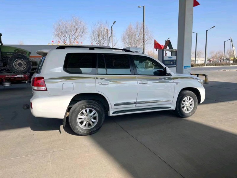 邯郸10年丰田兰德酷路泽4