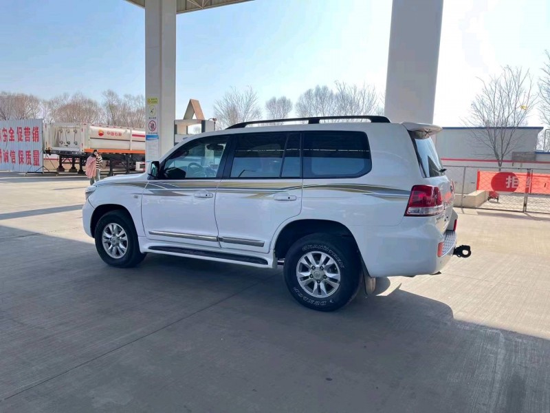 邯郸10年丰田兰德酷路泽7