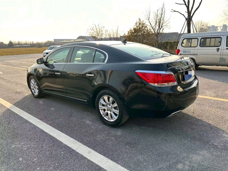 邯郸11年别克君越9