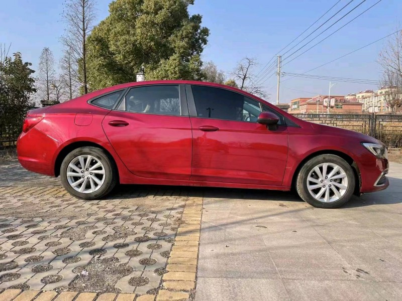 淮南18年别克威朗7