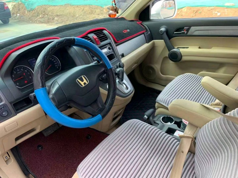 枣庄10年本田CRV1