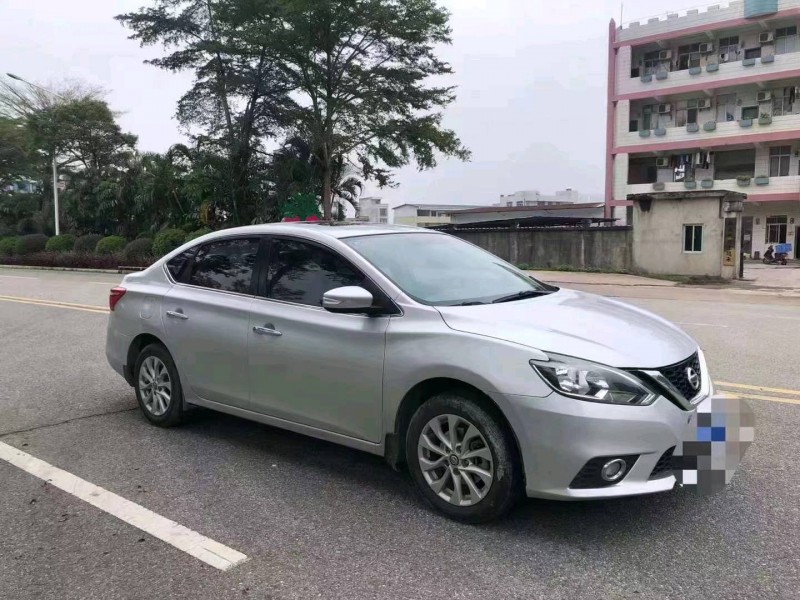 邯郸18年日产轩逸1