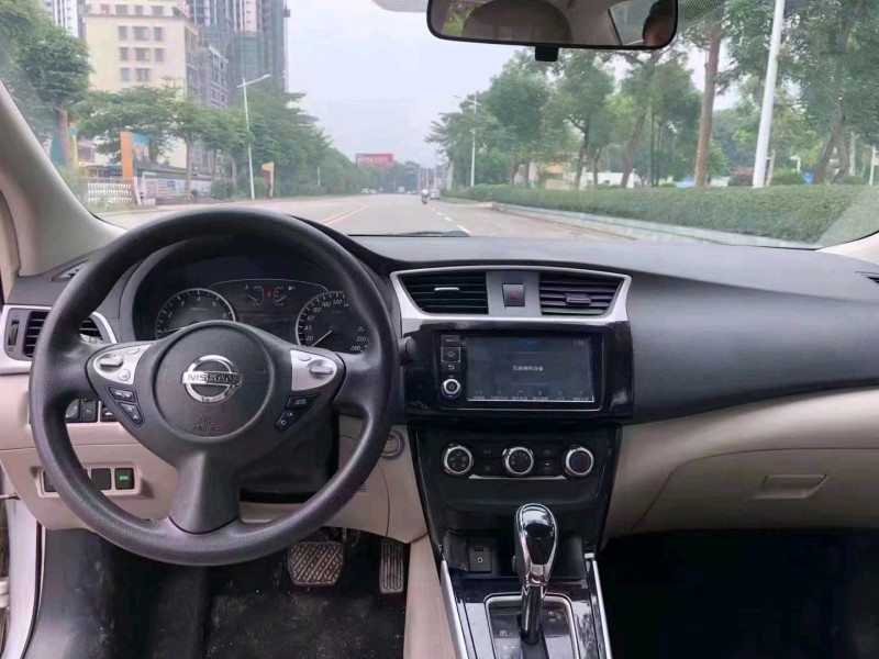 邯郸18年日产轩逸4