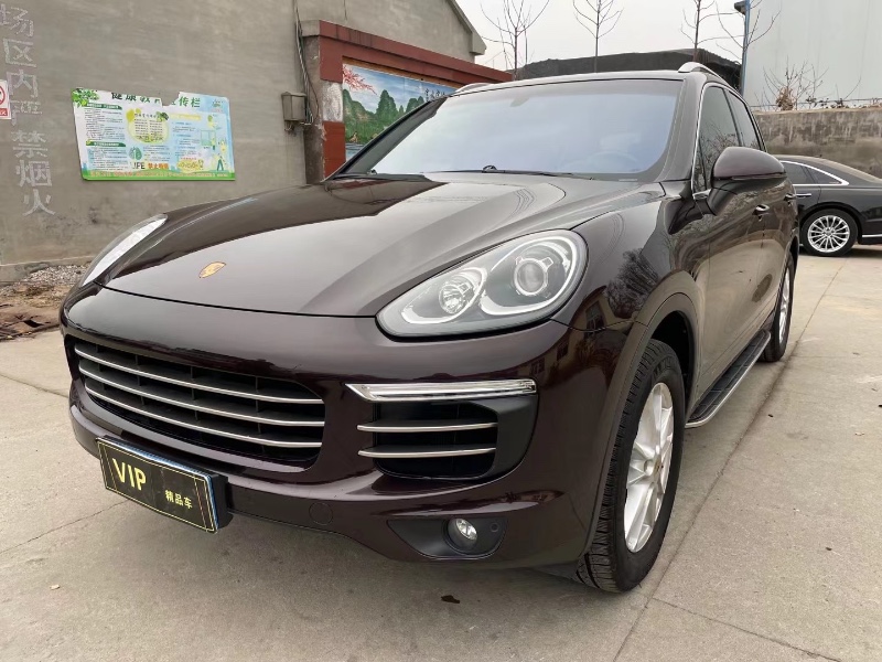 潍坊16年保时捷卡宴3