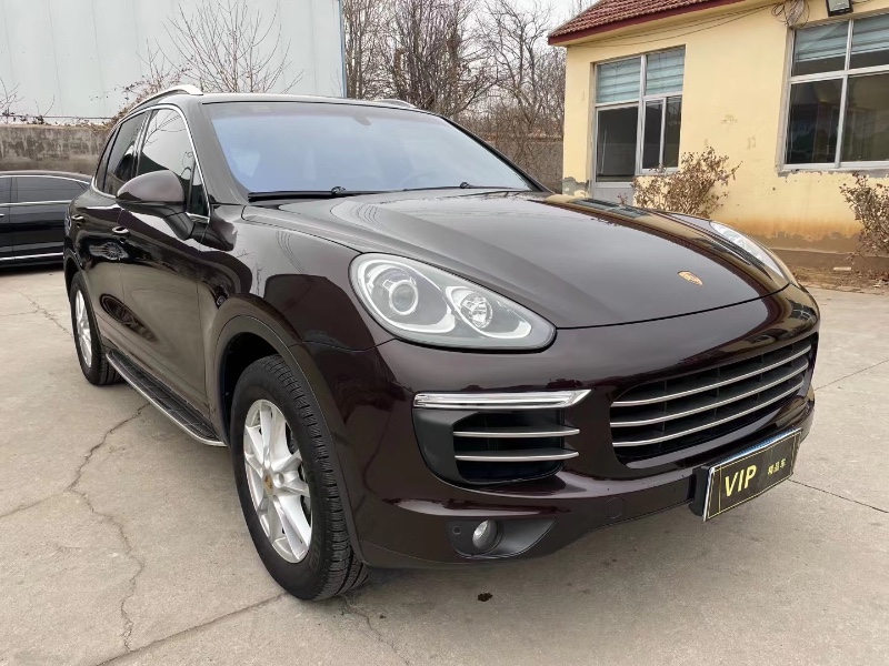 潍坊16年保时捷卡宴5