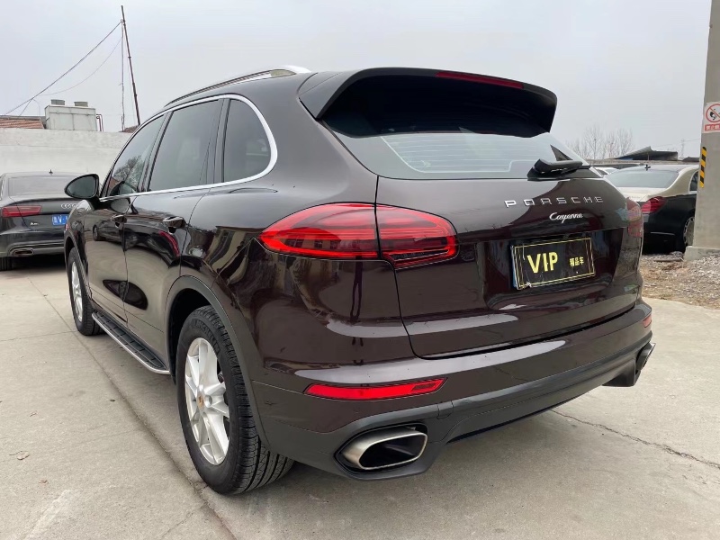 潍坊16年保时捷卡宴4