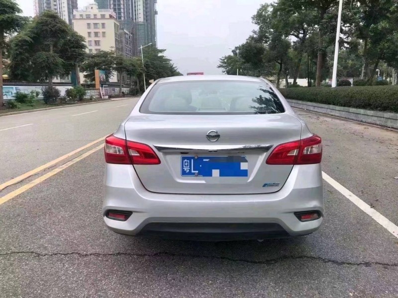 邯郸18年日产轩逸6