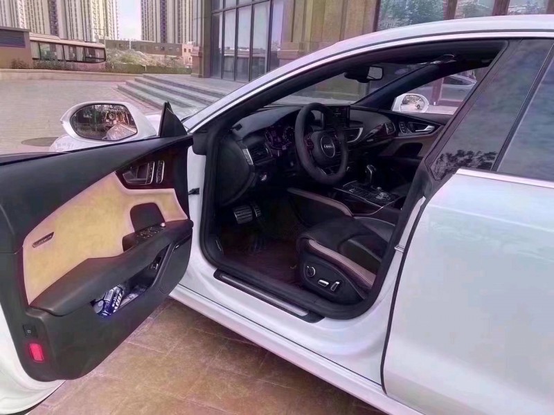 济宁18年奥迪A7L4