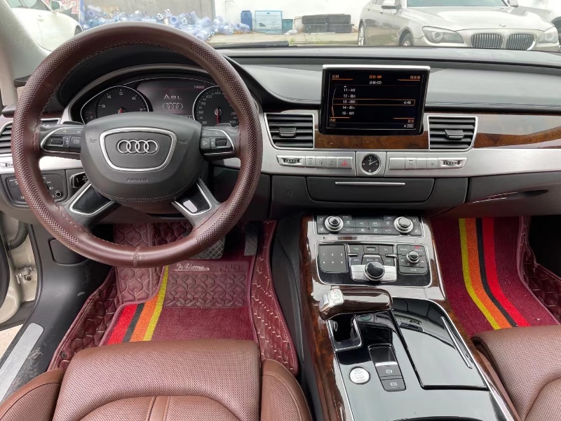 潍坊15年奥迪A8L6