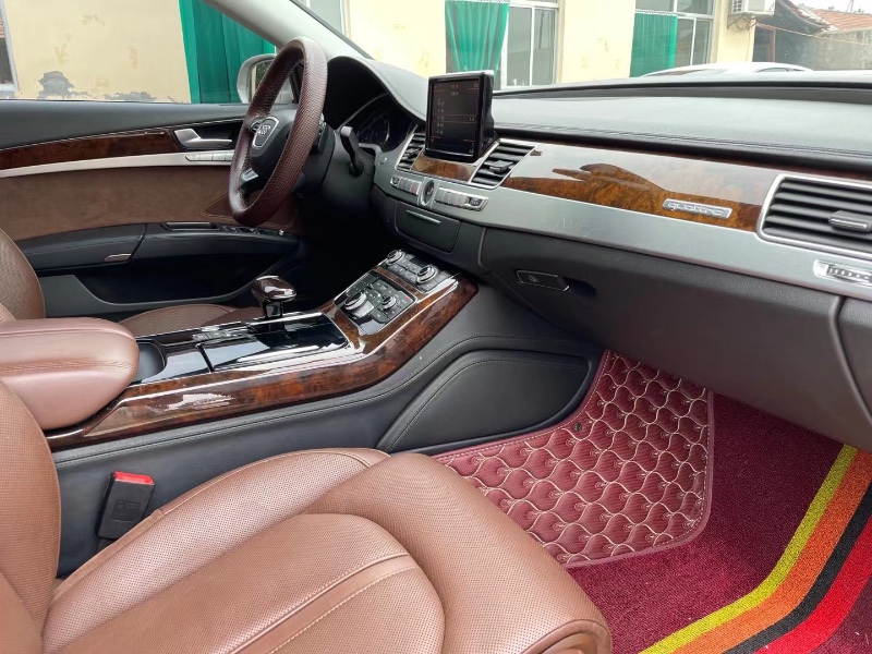 潍坊15年奥迪A8L7