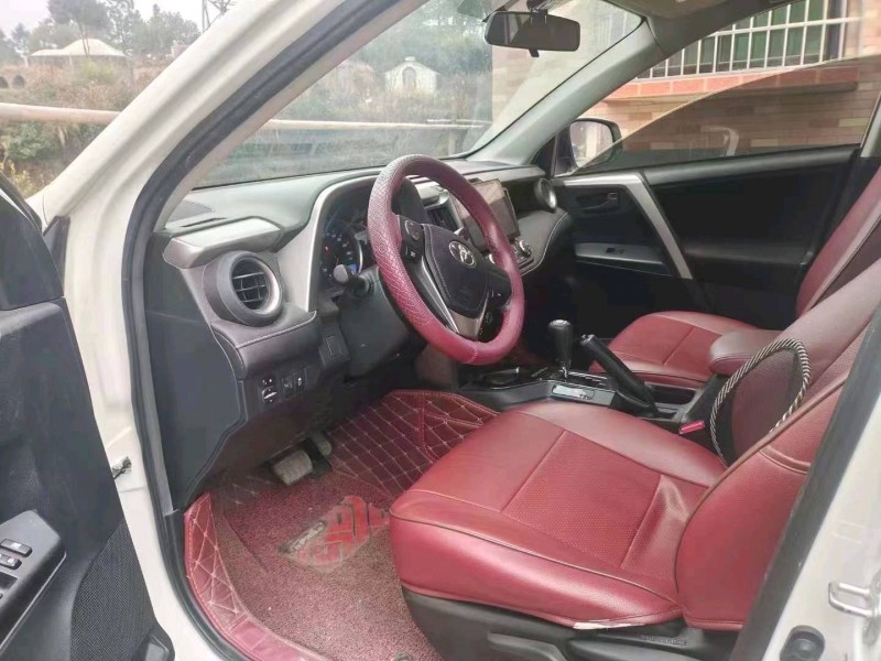 邯郸18年丰田RAV44