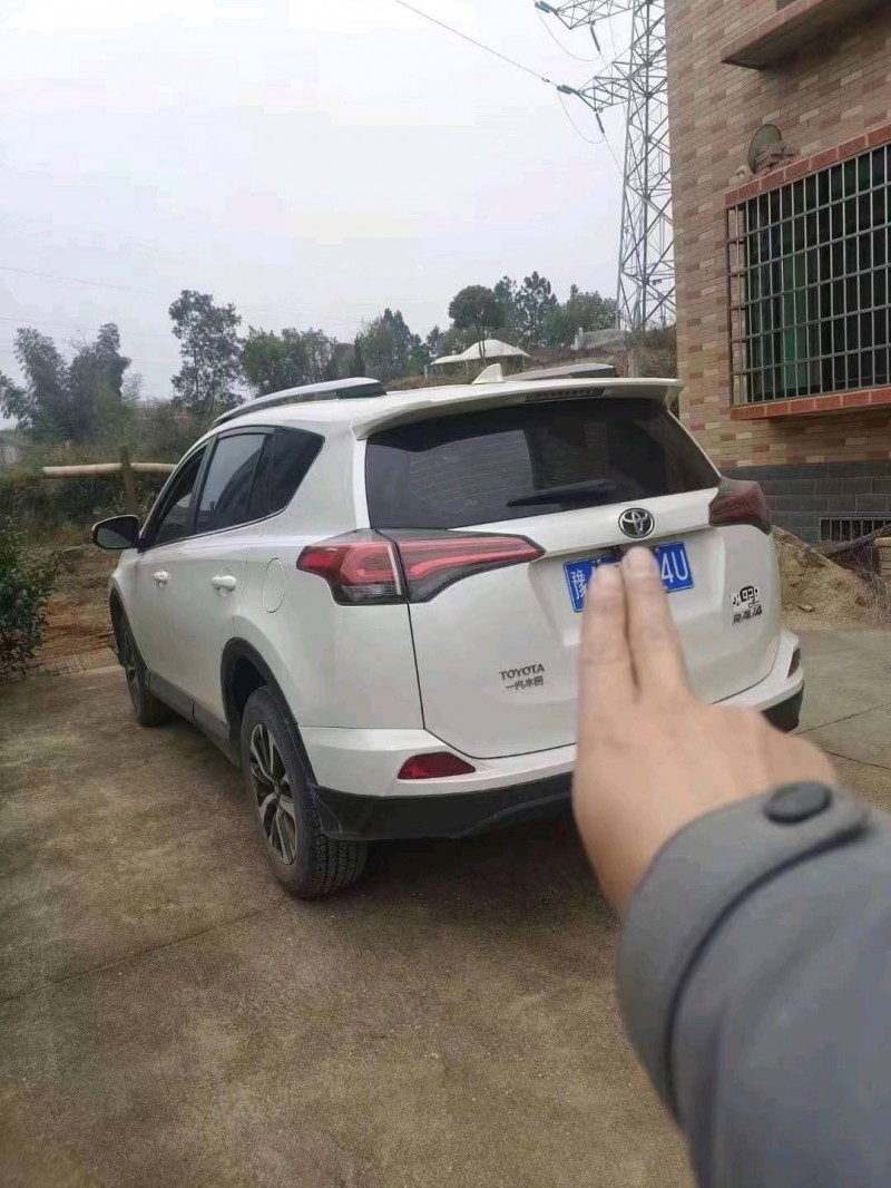 邯郸18年丰田RAV45