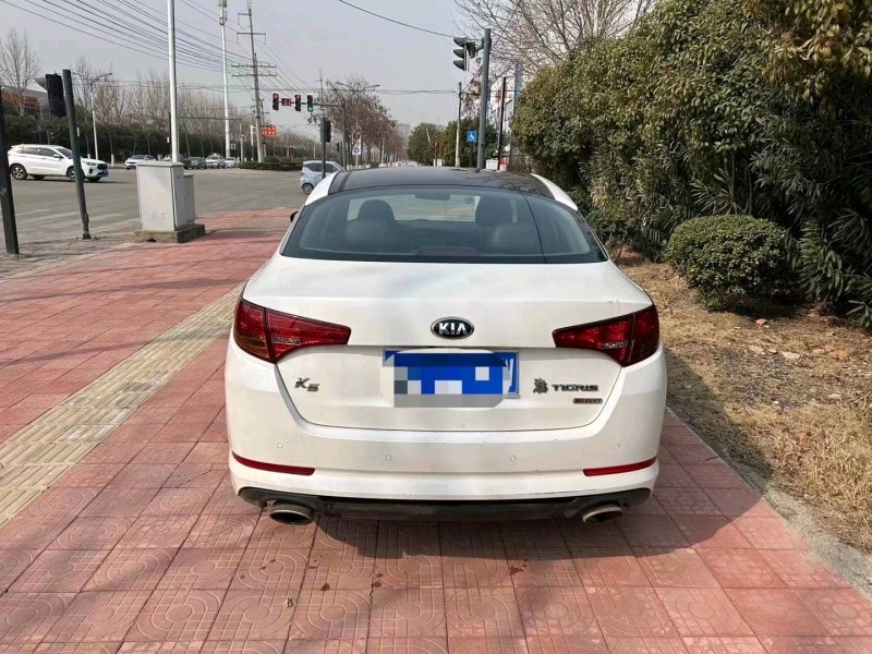 淮南12年起亚K55