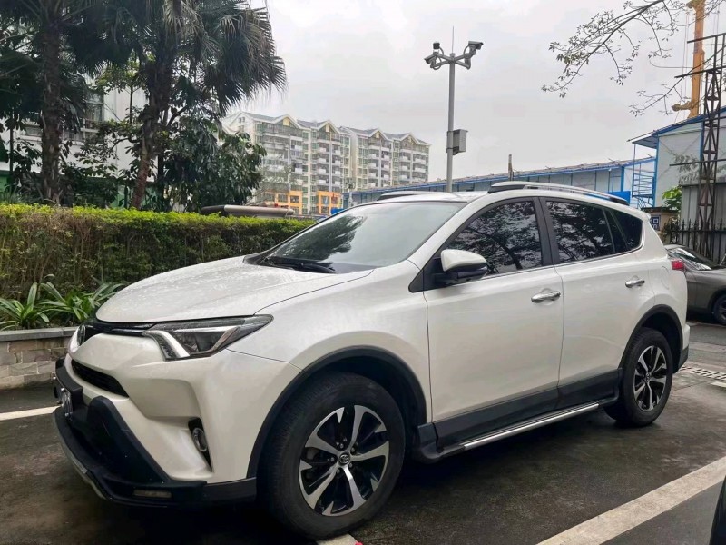 广州18年丰田RAV4荣放4