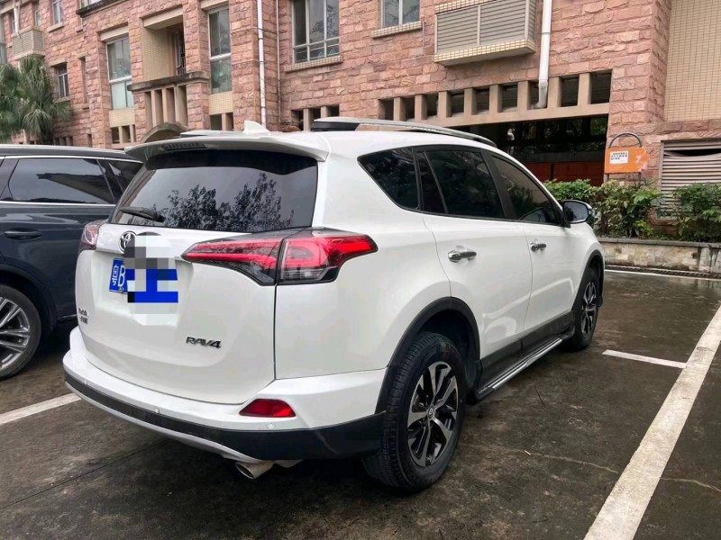 广州18年丰田RAV4荣放1
