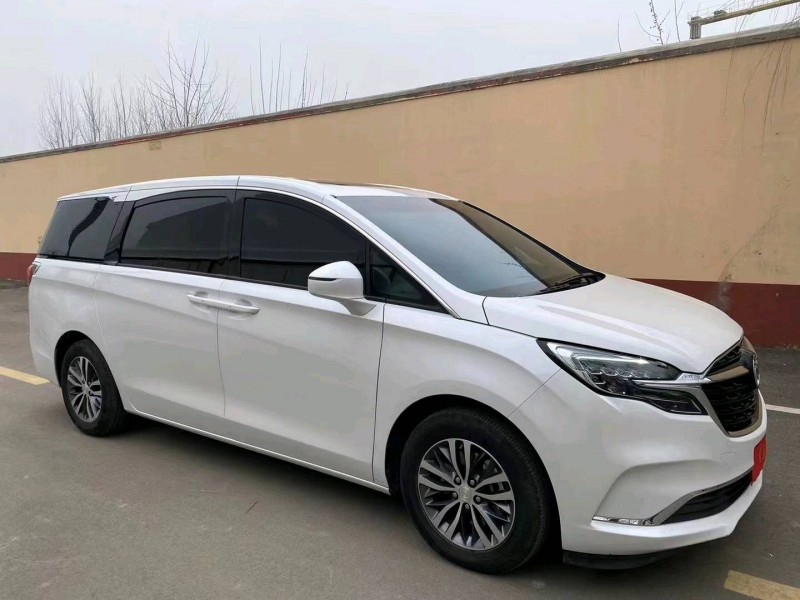 青岛21年别克GL87