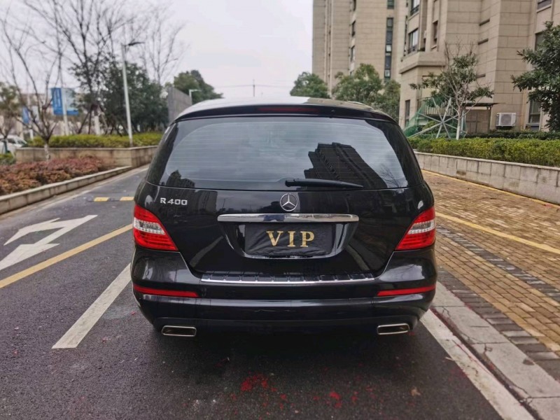 苏州15年奔驰R9
