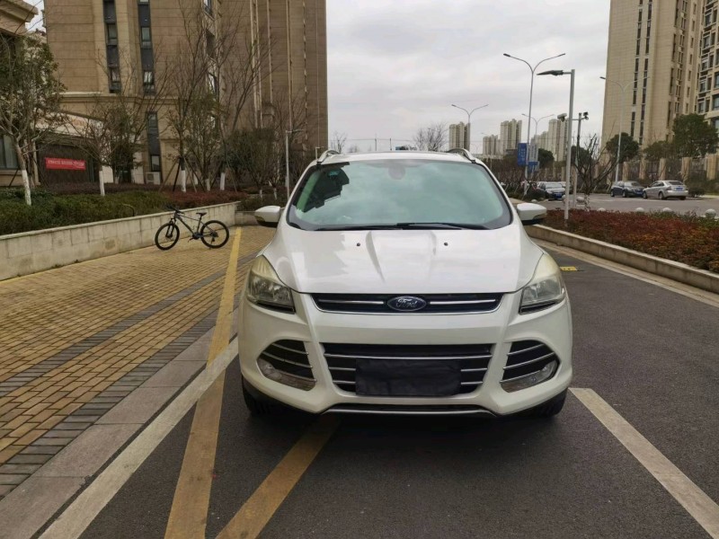 苏州14年福特翼虎1