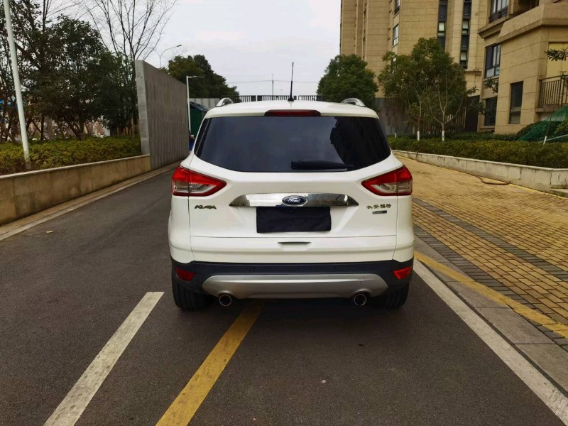 苏州14年福特翼虎8