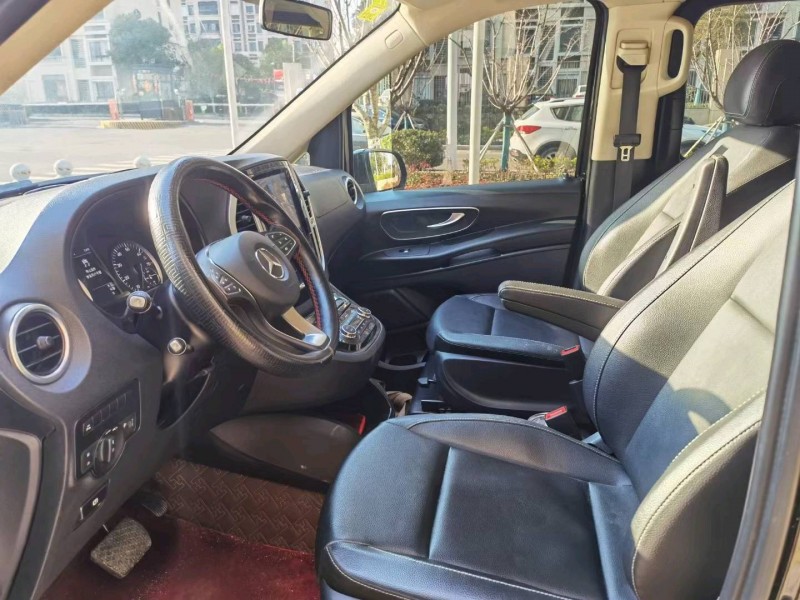 苏州19年奔驰威霆6