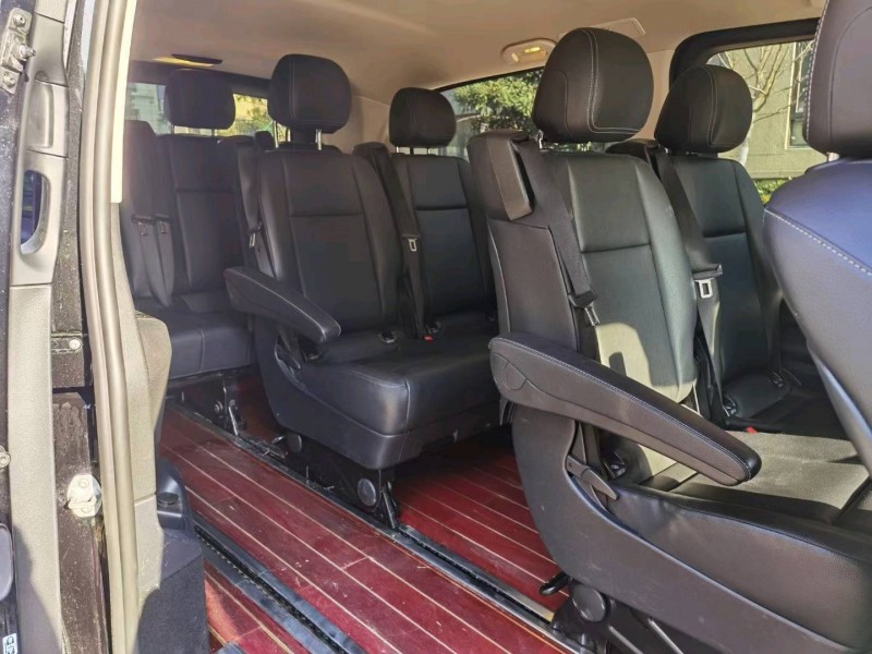 苏州19年奔驰威霆5