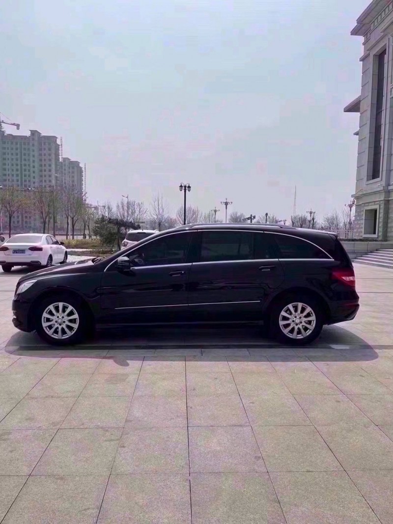 嘉兴14年奔驰R4