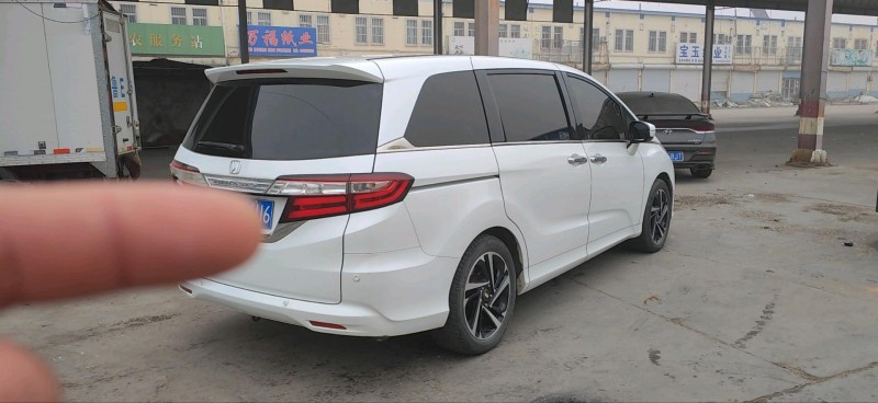 北京16年本田奥德赛2