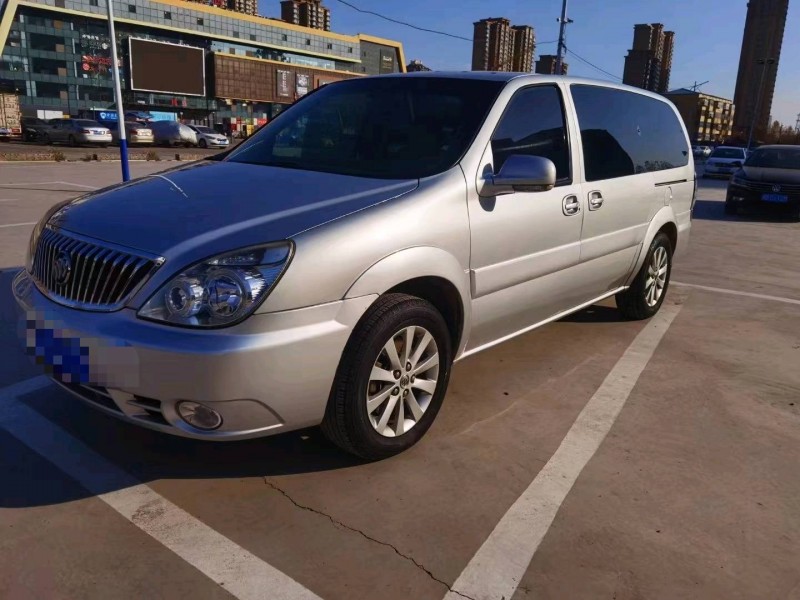 邢台15年别克GL82