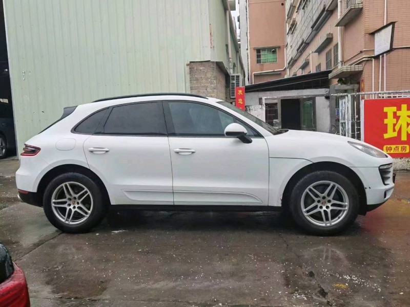 珠海18年保时捷Macan9