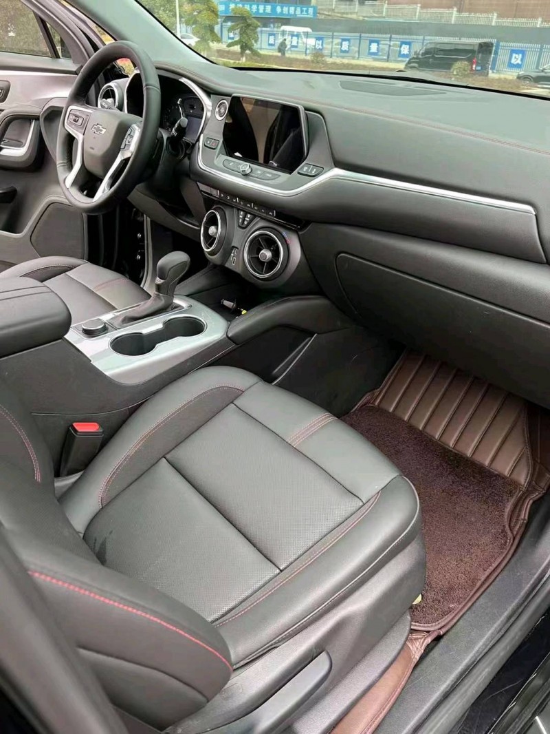 北京21年雪佛兰开拓者5