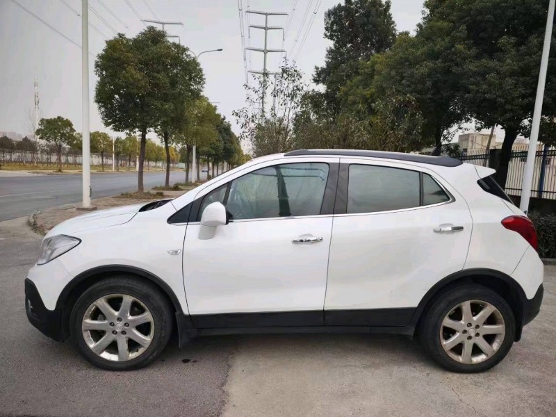 宜昌12年别克昂科拉3