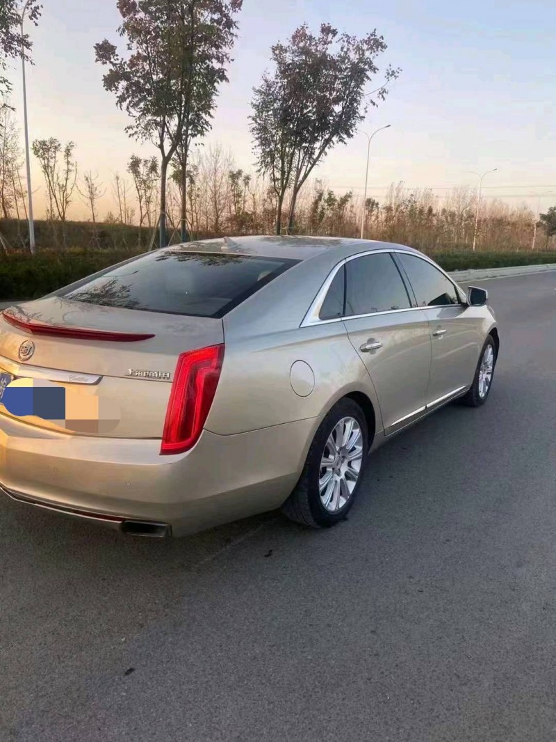 淮南13年凯迪拉克XTS7