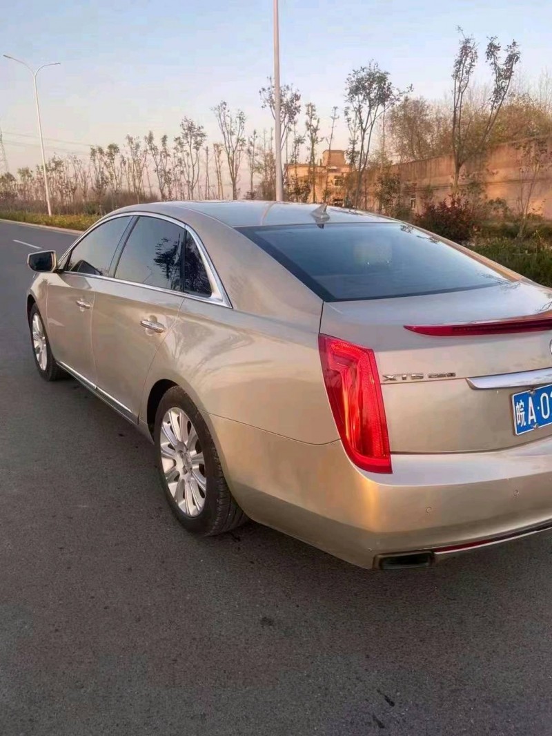 淮南13年凯迪拉克XTS6