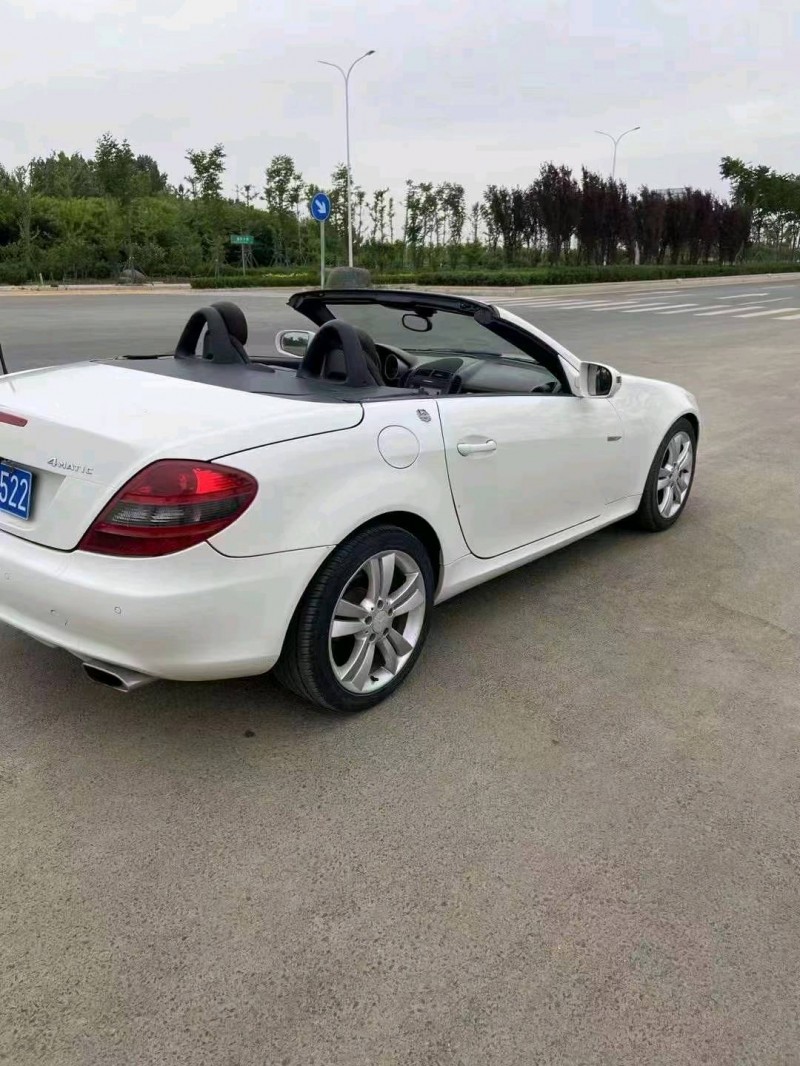 淮南11年奔驰SLK7