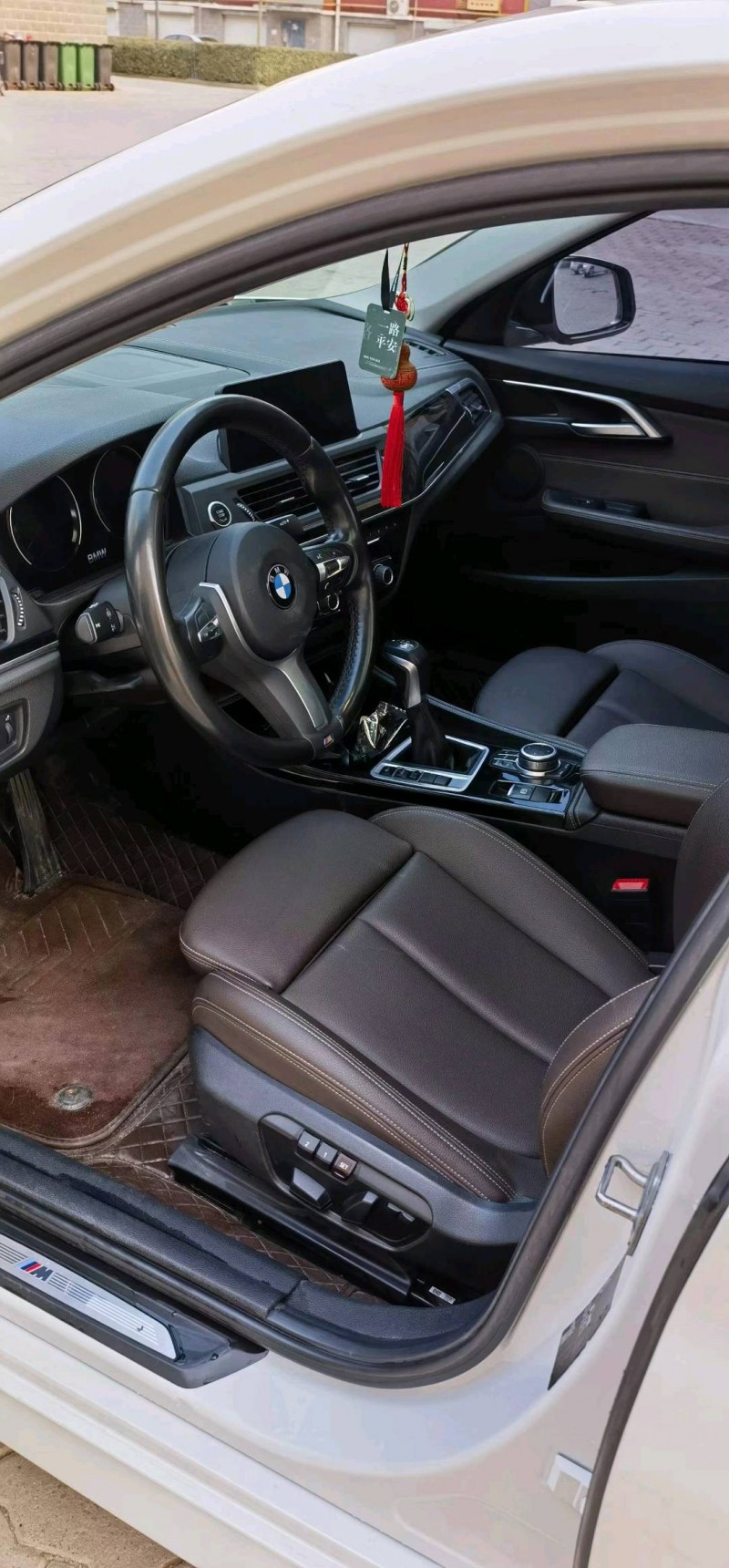 邯郸19年宝马1系2