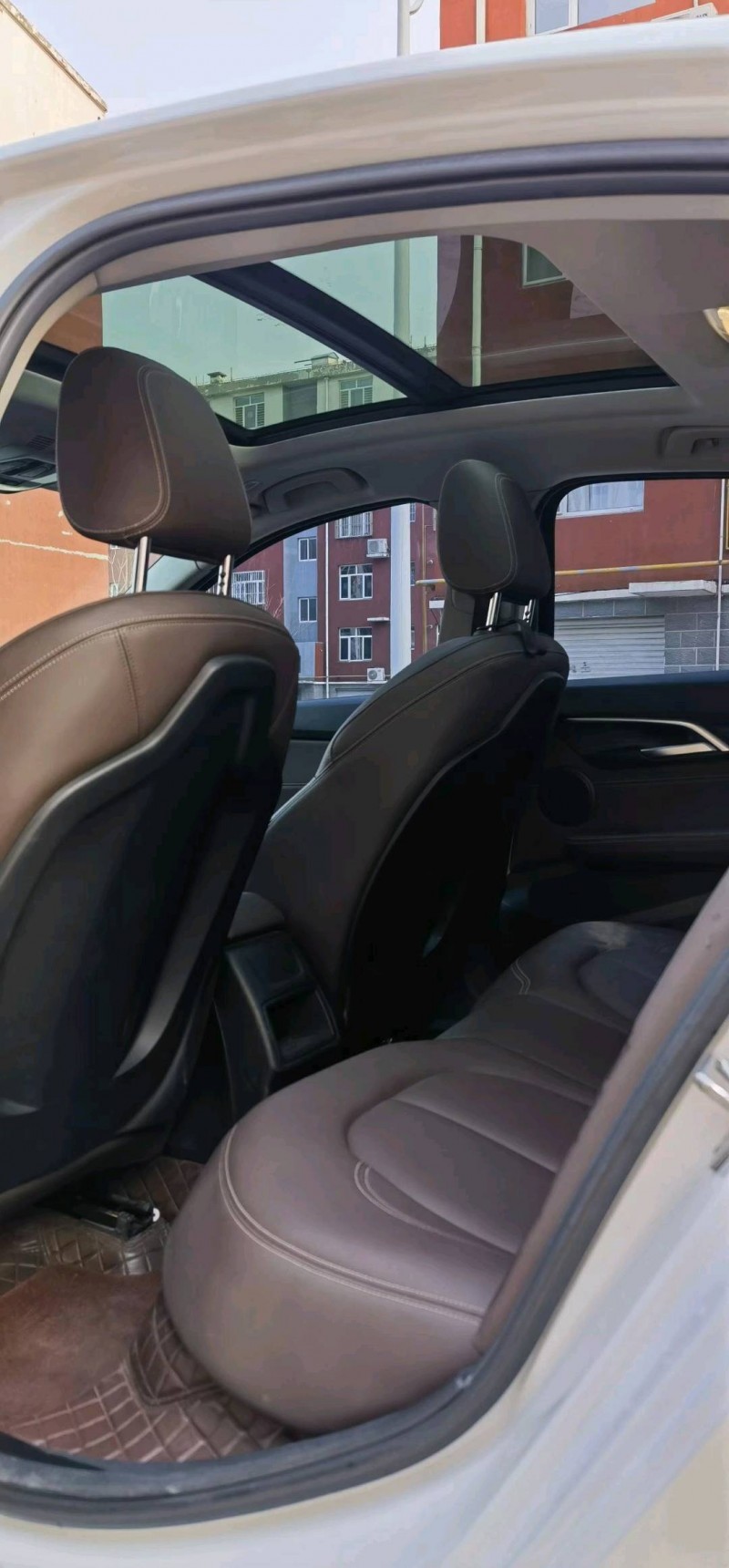 邯郸19年宝马1系4