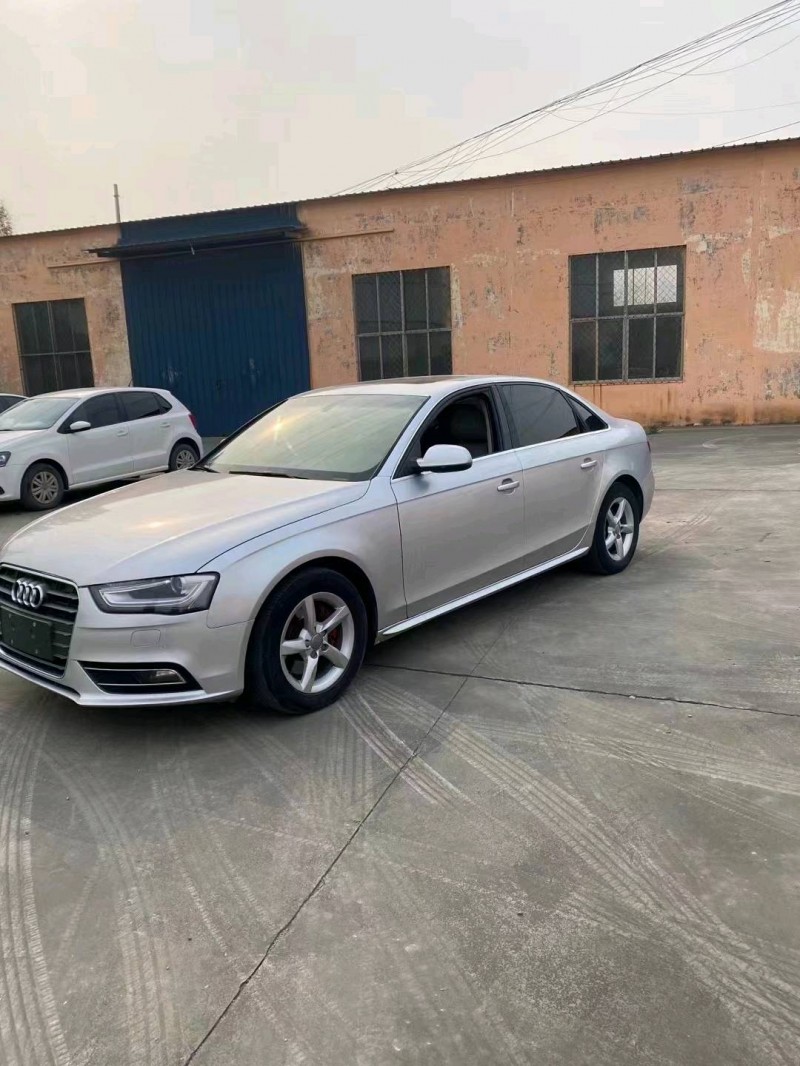 济宁12年奥迪A43