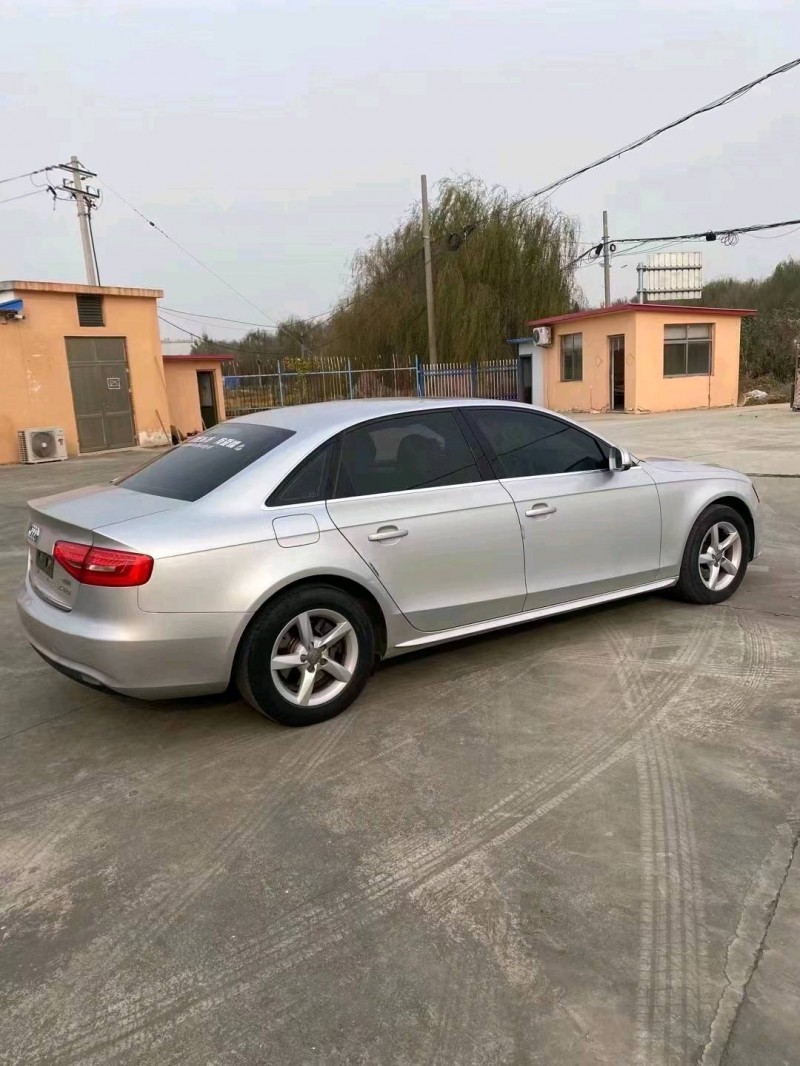 济宁12年奥迪A48