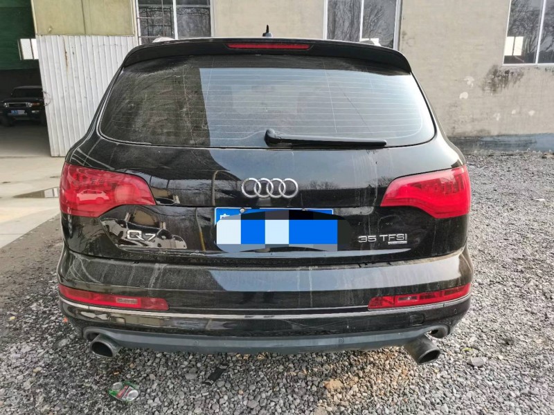 保定13年奥迪Q79