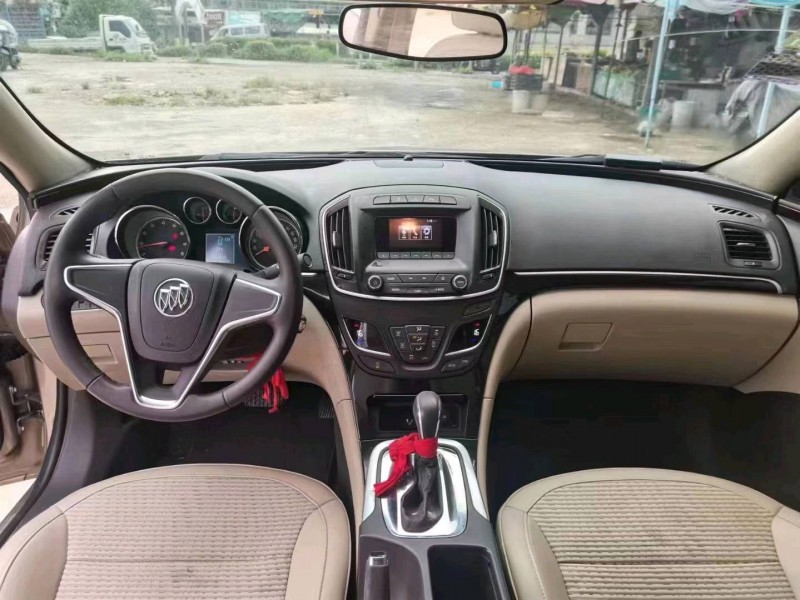 梧州15年别克君威5