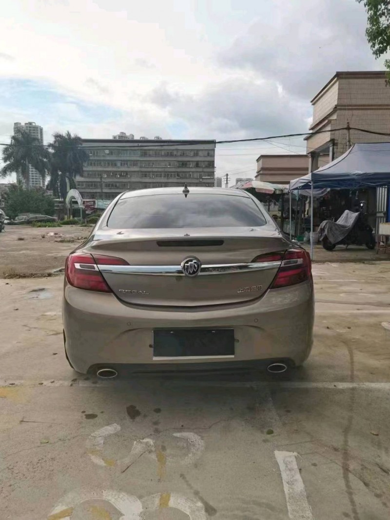 梧州15年别克君威3