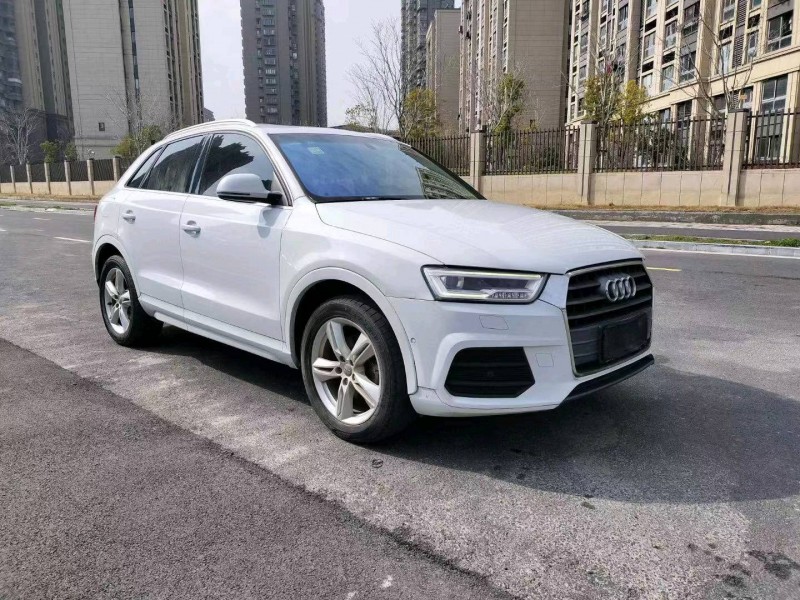 济南16年奥迪Q38