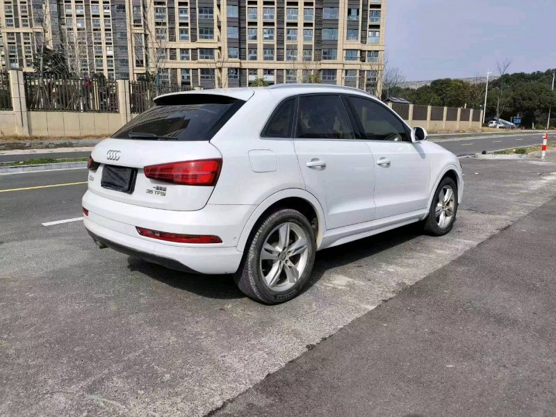 济南16年奥迪Q32