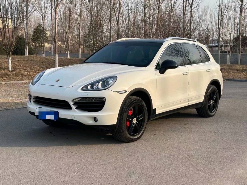 济宁11年保时捷卡宴6