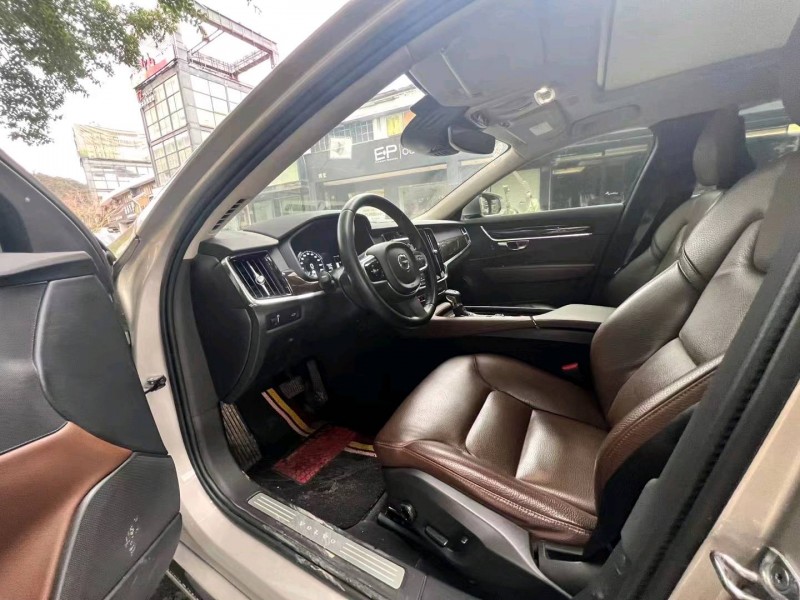 嘉兴18年沃尔沃S905